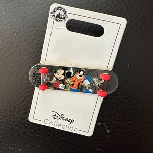 Disney Collection Mickey and Friends Skateboard Pin - Black and Red